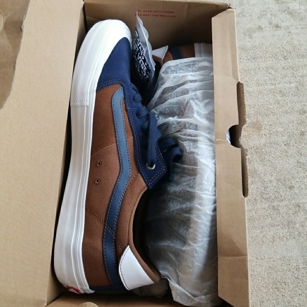Men's shoes